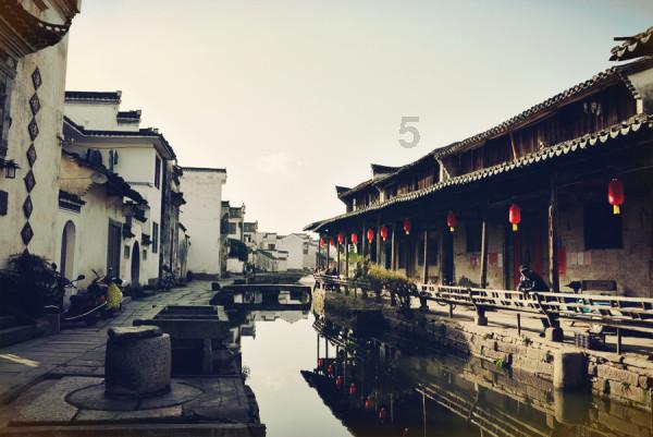 脱口秀演员演出玩梗引争议，玩梗的尺度底线是什么？游戏画面